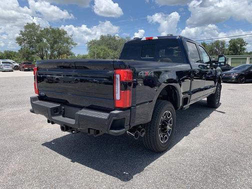 2025 Ford F-350 Platinum