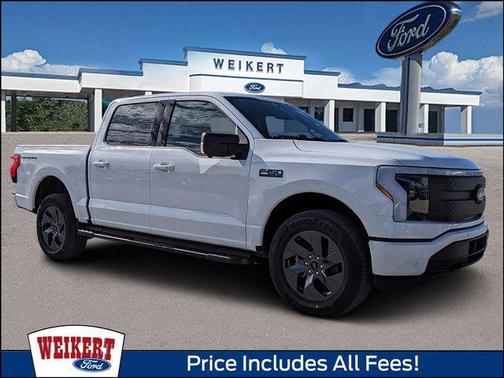 Oxford White 2025 Ford F-150 Lightning Flash