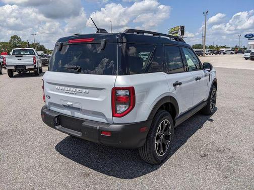 Space White Metallic 2026 Ford Bronco Sport Outer Banks