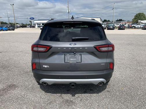 2026 Ford Escape PHEV SE