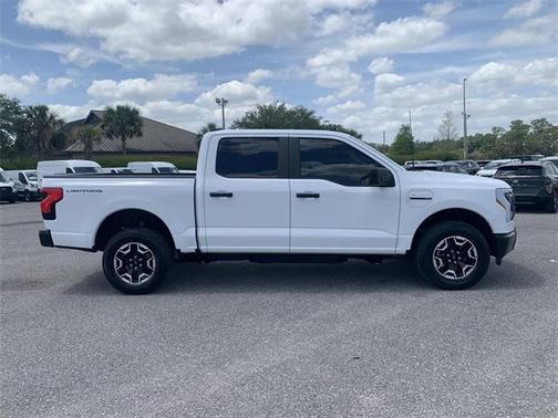 2022 Ford F-150 Lightning Pro