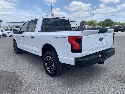 2022 Ford F-150 Lightning Pro