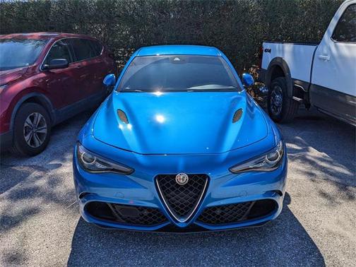 2018 Alfa Romeo Giulia Quadrifoglio