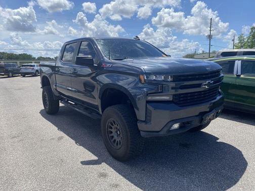 Shadow Gray Metallic 2020 Chevrolet Silverado 1500 RST