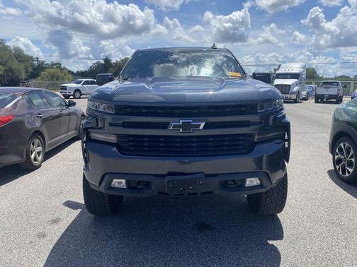 Shadow Gray Metallic 2020 Chevrolet Silverado 1500 RST
