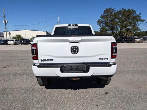 2023 RAM 2500 Laramie Crew Cab 4x4 6'4' Box