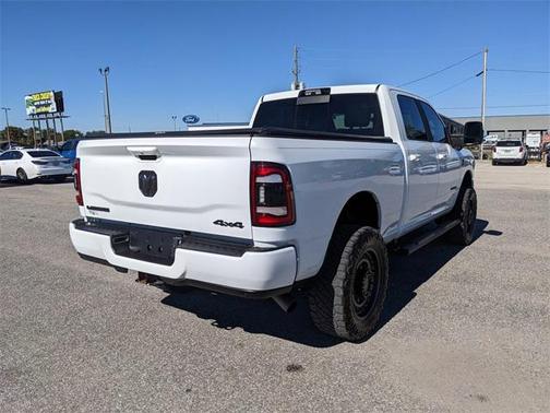 2023 RAM 2500 Laramie Crew Cab 4x4 6'4' Box