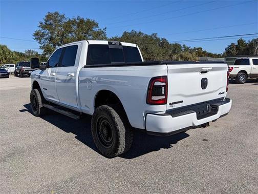 2023 RAM 2500 Laramie Crew Cab 4x4 6'4' Box