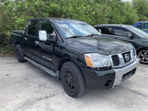 2005 Nissan Titan LE Crew Cab