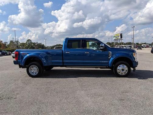 2022 Ford F-450 Platinum