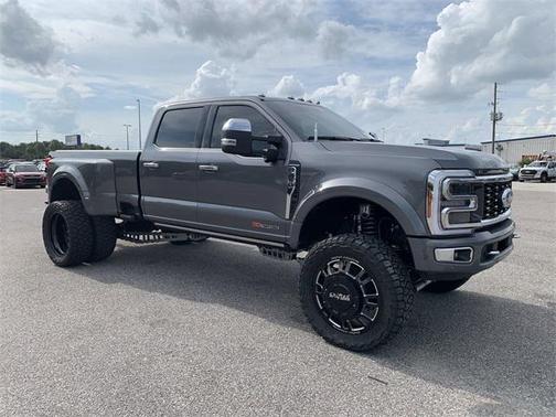 2024 Ford F-450 Platinum