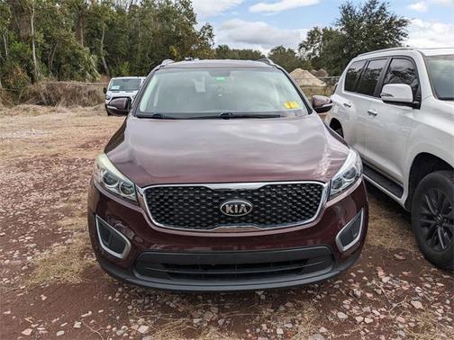 2017 Kia Sorento LX