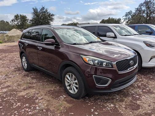 2017 Kia Sorento LX