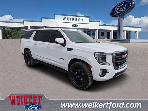 2023 GMC Yukon XL 4WD AT4