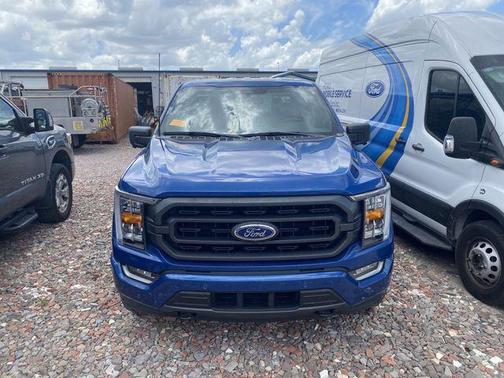 Blue Metallic 2022 Ford F-150 XLT