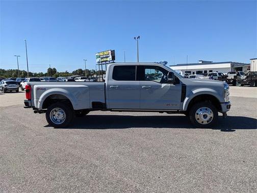 2026 Ford F-450 Platinum