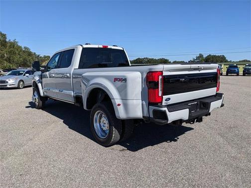 2026 Ford F-450 Platinum