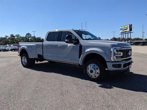 2026 Ford F-450 Platinum