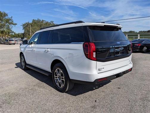 2025 Ford Expedition Max Active 4x2