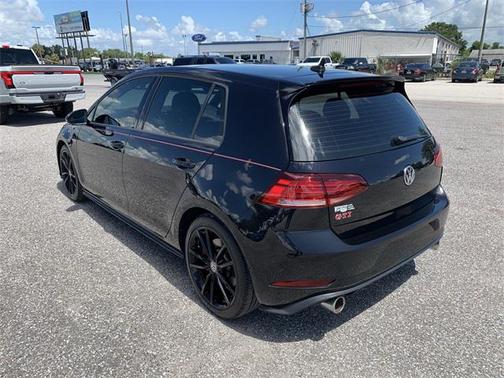 2021 Volkswagen Golf GTI 2.0T SE DSG