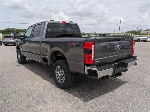 2025 Ford F-350 Lariat