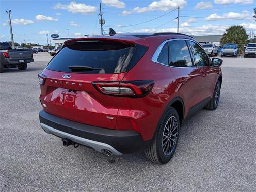 2026 Ford Escape PHEV SE