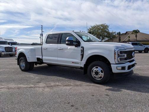 2026 Ford F-350 Platinum