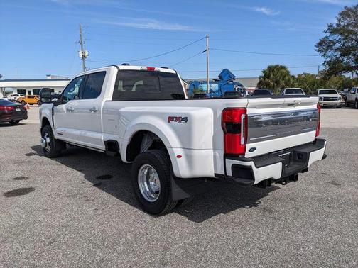 2026 Ford F-350 Platinum