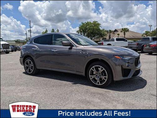 Grigio 2023 Maserati Levante Modena