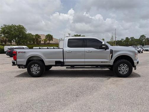 2023 Ford F-350 Lariat