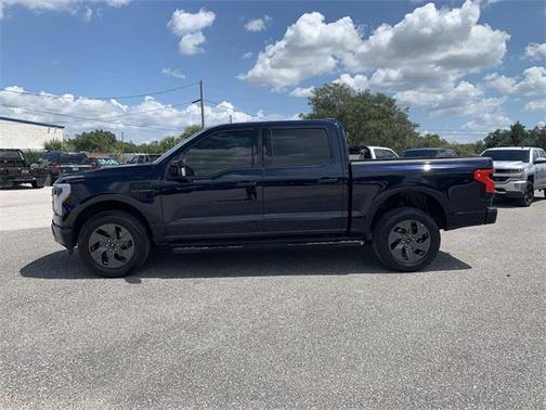 2022 Ford F-150 Lightning LARIAT