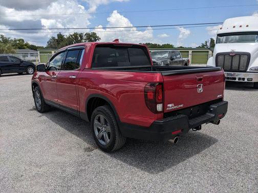 Radiant Red 2022 Honda Ridgeline RTL-E