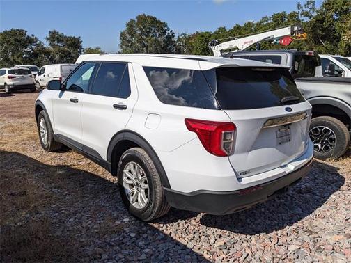 2021 Ford Explorer Base