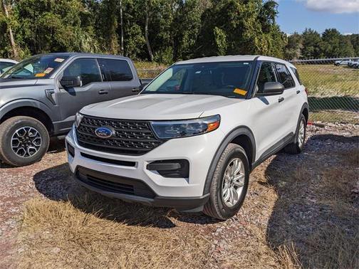 2021 Ford Explorer Base