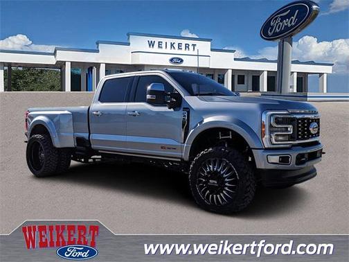 2023 Ford F-450 Platinum