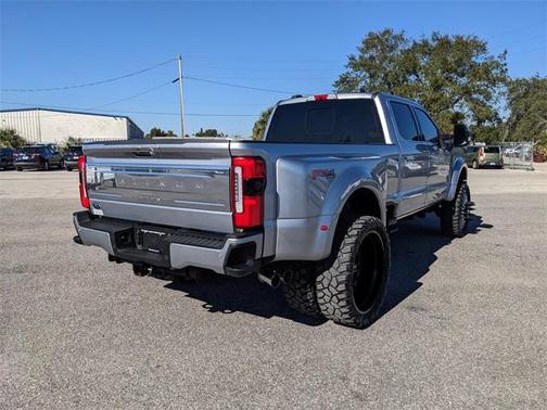 2023 Ford F-450 Platinum