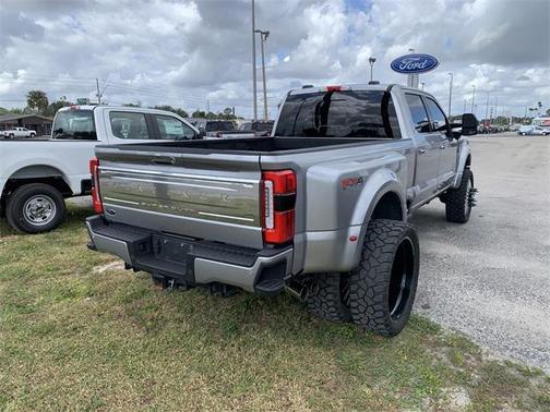 2023 Ford F-450 Platinum