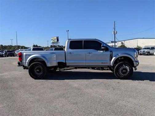 2023 Ford F-450 Platinum