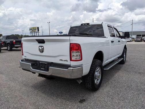 Bright White Clearcoat 2024 RAM 2500 Tradesman Crew Cab 4x4 6'4' Box