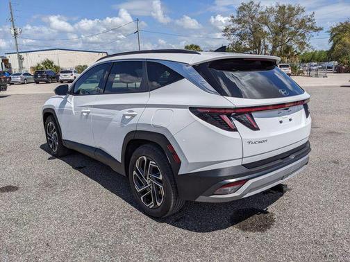 White Pearl 2025 Hyundai TUCSON Limited