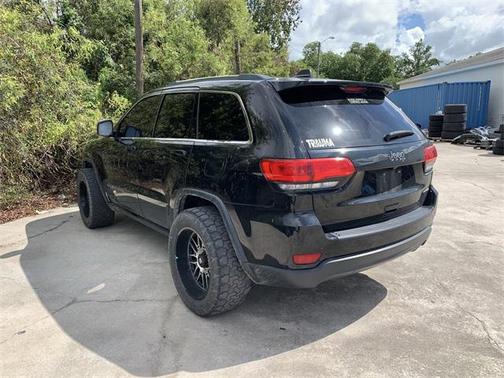 2019 Jeep Grand Cherokee Laredo