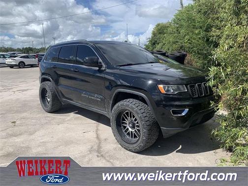 2019 Jeep Grand Cherokee Laredo