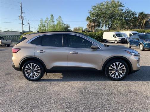 2021 Ford Escape Titanium