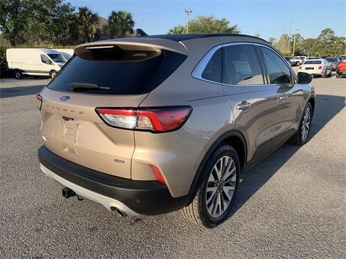 2021 Ford Escape Titanium