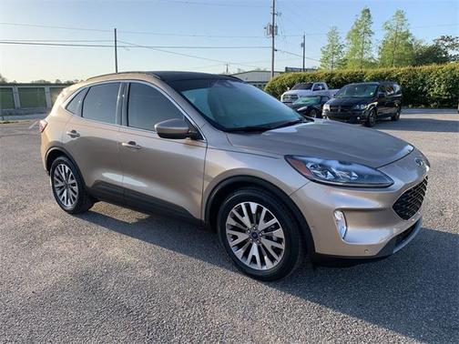 2021 Ford Escape Titanium