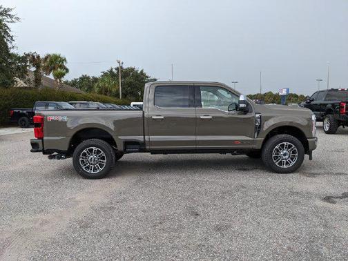 Marsh Gray 2027 Ford F-250 Platinum