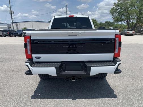 2025 Ford F-250 Platinum