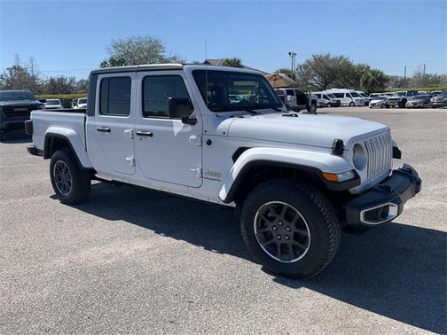 2023 Jeep Gladiator Overland
