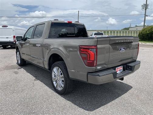 2025 Ford F-150 Platinum