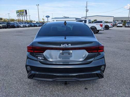 2022 Kia Forte LXS